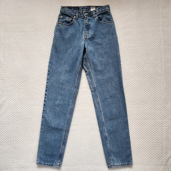 Vintage Levi's 550 Jeans - Picture 3 of 9